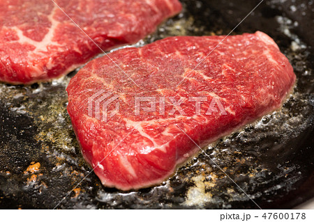 牛ヒレ肉ステーキ 47600178