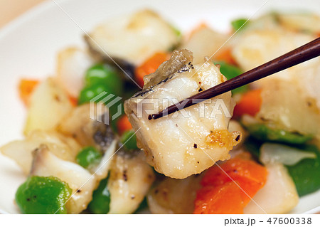 タラと野菜の炒め物 タラと野菜の炒め物 47600338