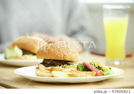 ハンバーガー ハンバーガー 47600821