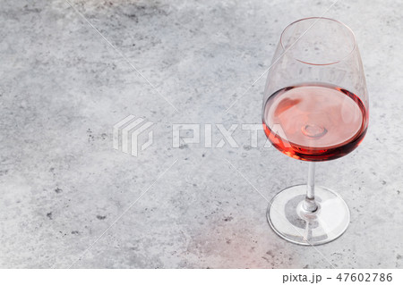 Rose wine glass 47602786