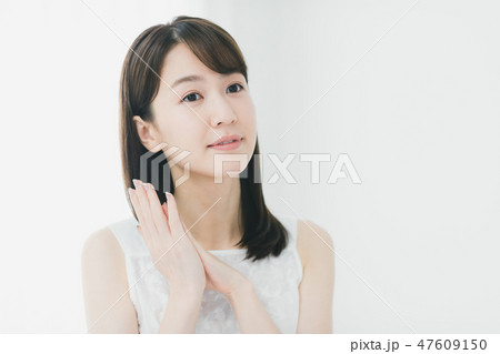 young woman young woman 47609150