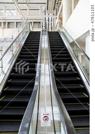 2基のエスカレーター 2基のエスカレーター 47611105