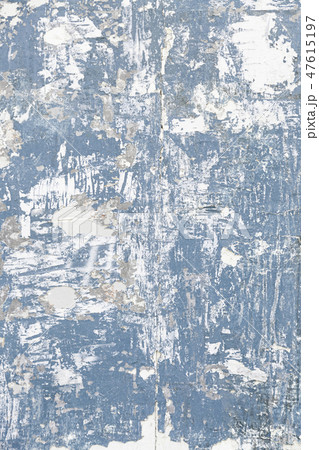 Wood damaged and peeling Wood damaged and peeling 47615197