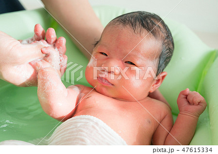 沐浴 新生児 赤ちゃん ベビーバス 沐浴 新生児 赤ちゃん ベビーバス 47615334