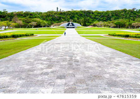 沖縄県 平和祈念公園 式典広場と平和の丘 沖縄県 平和祈念公園 式典広場と平和の丘 47615359