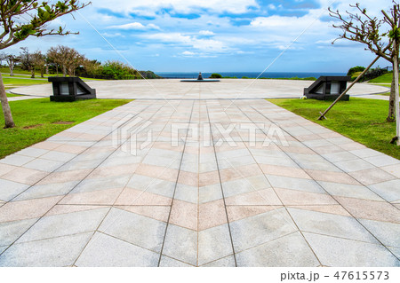 沖縄県 平和祈念公園 平和の火と平和の礎 沖縄県 平和祈念公園 平和の火と平和の礎 47615573