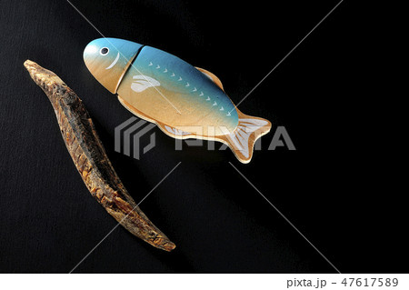 魚とかつお節 47617589