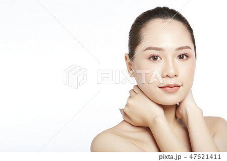 女性　ビューティー 47621411