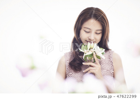 若い女性 韓国人 ビューティー 47622299