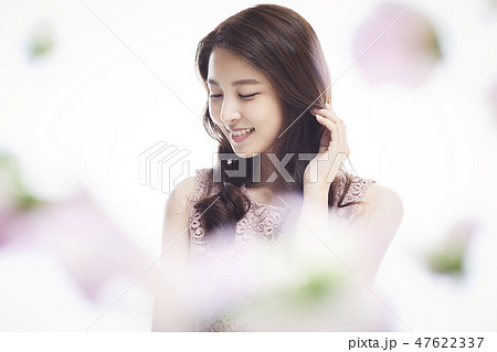 若い女性 韓国人 ビューティー 47622337