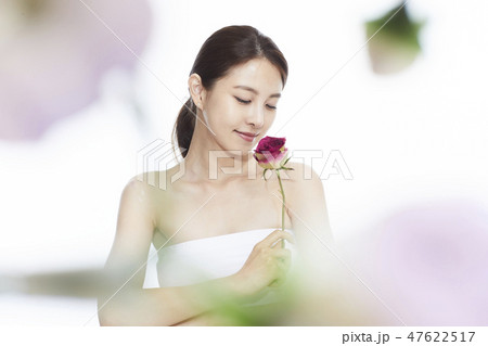 若い女性 韓国人 人 47622517