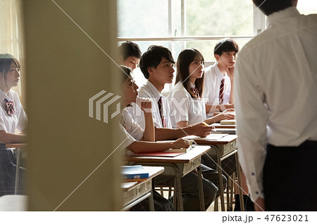 高校生　学校生活　授業 47623021