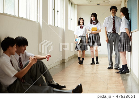 高校生 学校生活 休み時間 高校生 学校生活 休み時間 47623051