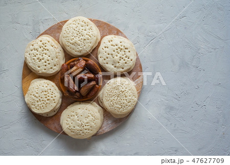 Moroccan Pancake Layer Cake - Baghrir Cake.  47627709