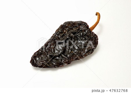 チレ・アンチョ　chile ancho 47632768
