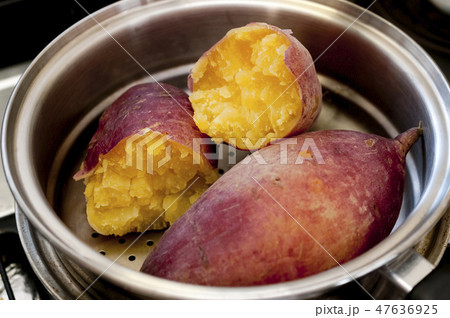 ふかし芋 47636925