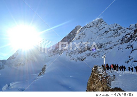 太陽と雪山(スイス) 太陽と雪山(スイス) 47649788