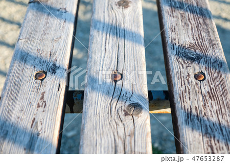 Grunge peeling paint white wood texture Grunge peeling paint white wood texture 47653287