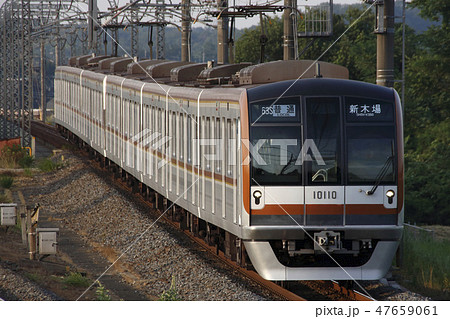 東武東上線直通の地下鉄有楽町線10000系 47659061
