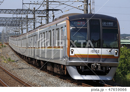 東武東上線を行く地下鉄副都心線10000系（Fライナー） 47659066