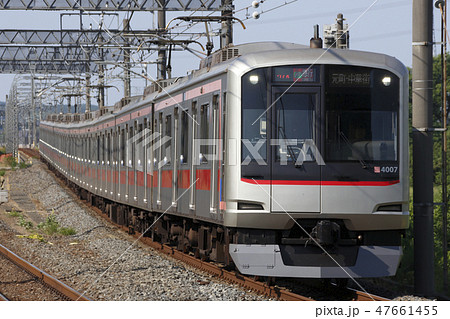 東武東上線直通の東急東横線4000系(Fライナー) 東武東上線直通の東急東横線4000系(Fライナー) 47661455