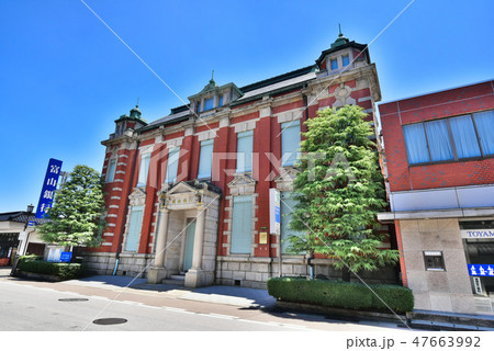 高岡市　山町筋の町並み 47663992