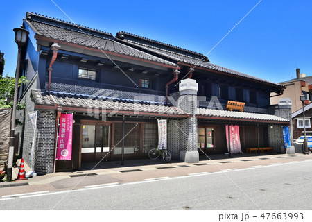 高岡市　山町筋の町並み 47663993