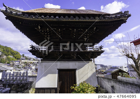 尾道　古寺めぐり　善勝寺　袴腰鐘楼 47664095
