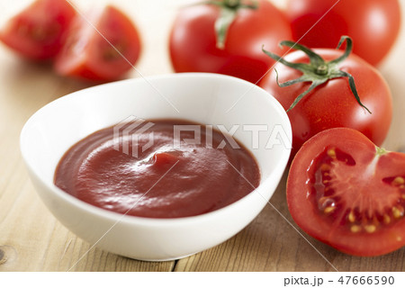 トマトケチャップとトマト 47666590