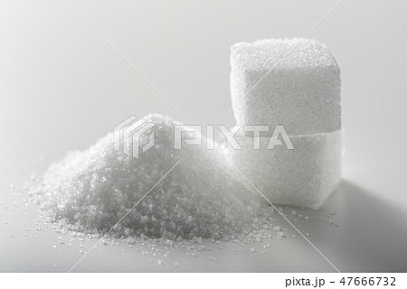 角砂糖 白バック 47666732