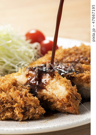 とんかつ クローズアップ 47667195