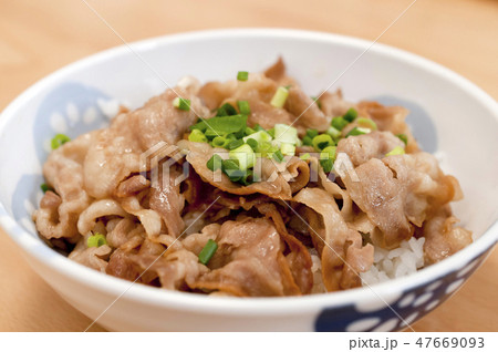 豚バラ丼 豚バラ丼 47669093