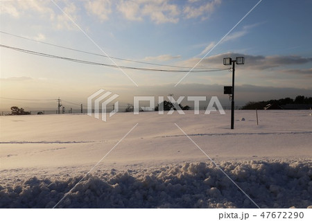 大山の雪景色 47672290