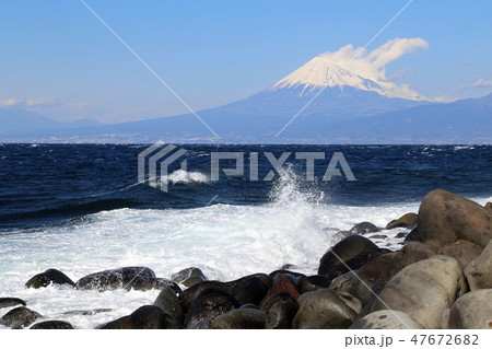 駿河湾越しの富士山 駿河湾越しの富士山 47672682