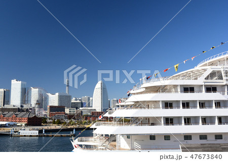 横浜・大さん橋 47673840