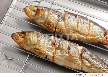 イワシの塩焼きのアップ。 47674612