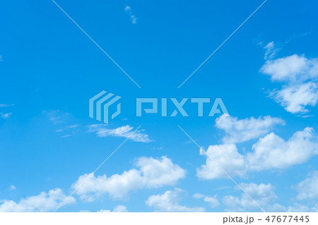 雲 綿雲 積雲 高積雲 青い空 白い雲 真夏の空 背景用素材 クラウド 青空 合成用背景 雲 綿雲 積雲 高積雲 青い空 白い雲 真夏の空 背景用素材 クラウド 青空 合成用背景 47677445
