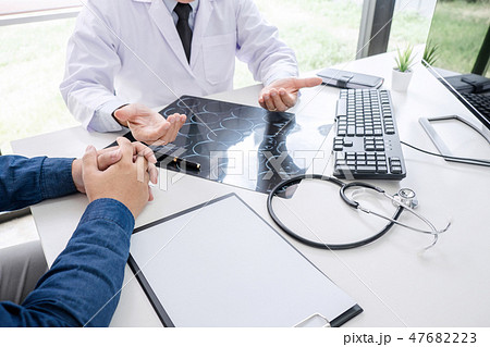 Professor doctor recommend report a method with patient treatmen 47682223