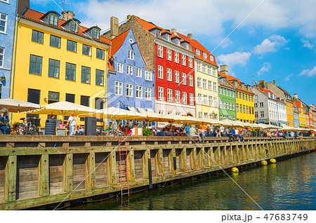 Old town, Nyhavn harbor, Copenhagen 47683749
