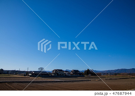 六堰としげただばより上流秩父山並み 田園風景 深谷市 六堰としげただばより上流秩父山並み 田園風景 深谷市 47687944