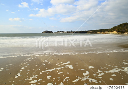 海 砂浜 海水浴場 47690433