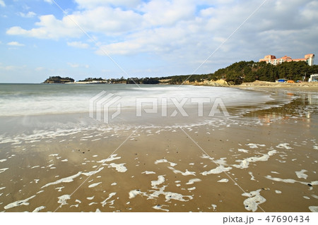海 砂浜 海水浴場 47690434