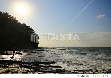 海 砂浜 海水浴場 47690473