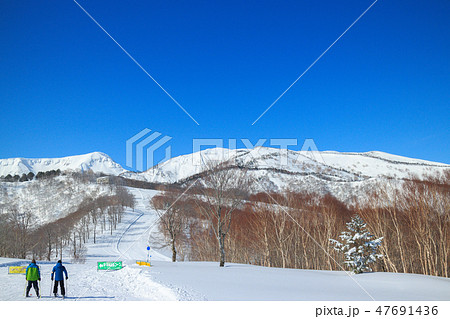 雪山 47691436