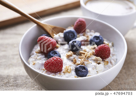 muesli with youghurt and berries muesli with youghurt and berries 47694703