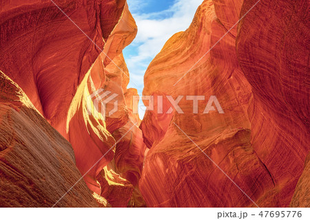 Antelope Canyon . Antelope Canyon . 47695776