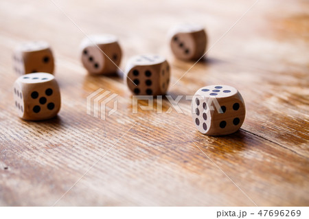 サイコロ 47696269