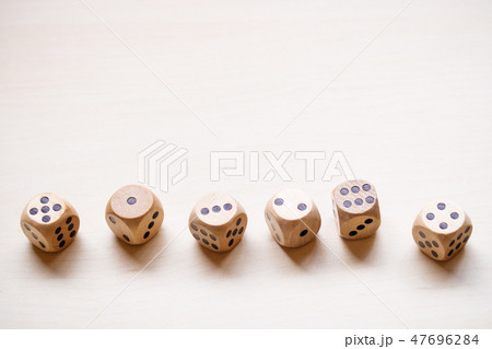 サイコロ 47696284