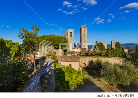 San Gimignano medieval town in Tuscany Italy San Gimignano medieval town in Tuscany Italy 47699984