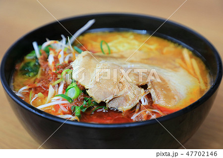 おいしい辛味噌ラーメン おいしい辛味噌ラーメン 47702146